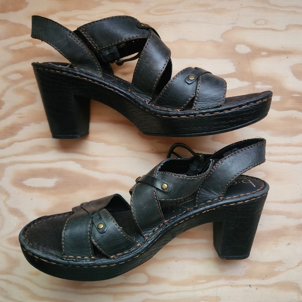 BOC Born Super Dark Blue Chunky Heel Sandals with Criss-Cross Straps Flower 🌺